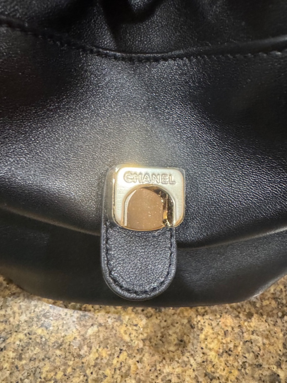 Chanel backback - Picture 10 of 16